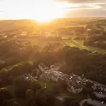 Hollins Hall Hotel, & Golf Otel