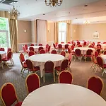 Hollins Hall Hotel, & Golf Otel 4*