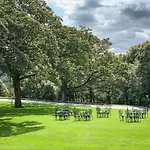 Hollins Hall Hotel, & Golf Otel
