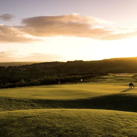 Hollins Hall Hotel, Golf & Country Club Bradford (West Yorkshire)