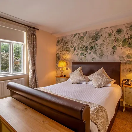 Hotel Hollins Hall Hotel, & Golf 4*