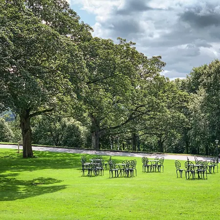 Hollins Hall Hotel, Spa&golf Hotell