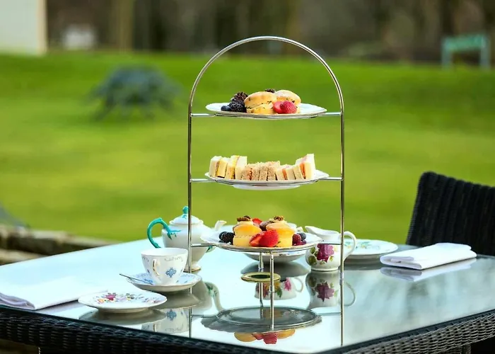 Hollins Hall Hotel, & Golf 布雷得佛