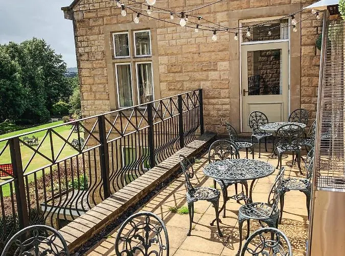 Hollins Hall Hotel, & Golf 4*