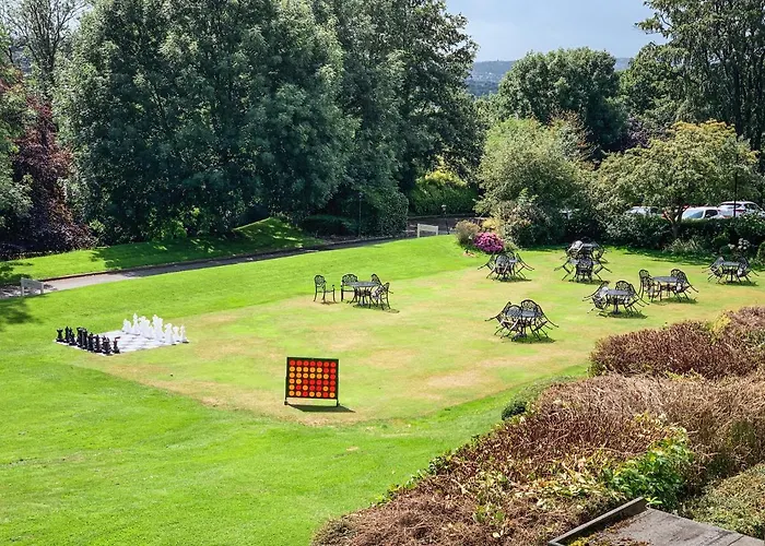 Hollins Hall Hotel, & Golf Szálloda 4*