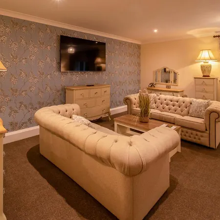 Hollins Hall Hotel, Golf & Country Club Bradford (West Yorkshire)