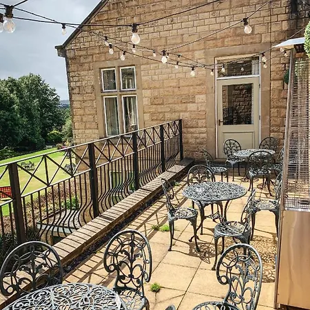 Hollins Hall Hotel, Golf & Country Club 4*