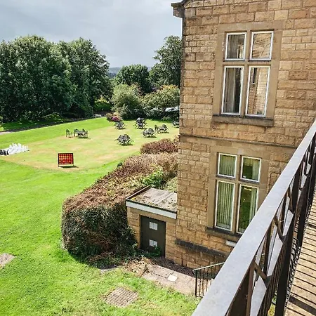 Hollins Hall Hotel, Golf & Country Club 4*