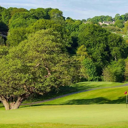 Hollins Hall Hotel, & Golf Szálloda Bradford